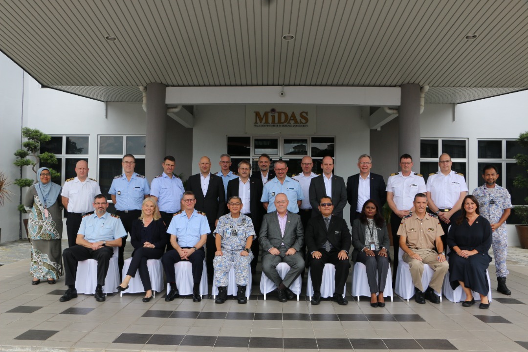 Courtesy Call by Germany Capstone Course to MiDAS